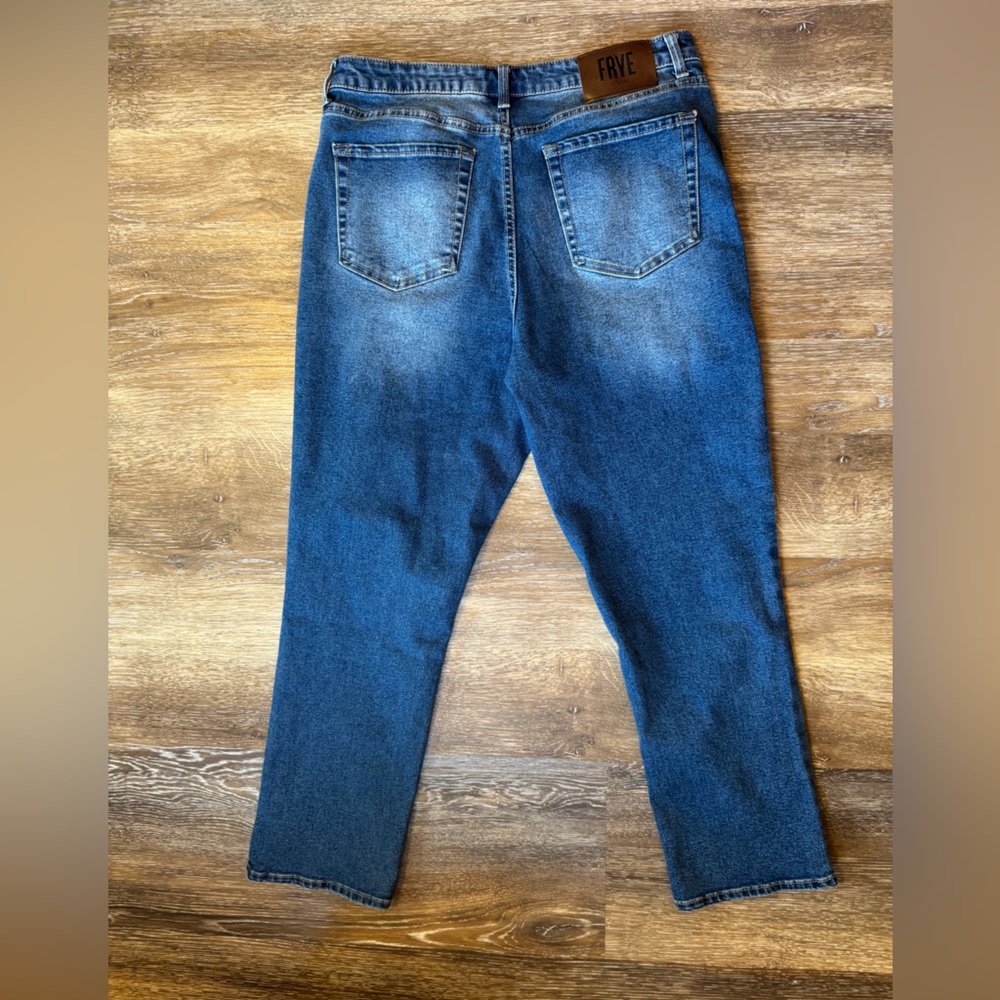 Classic 5 Pocket Denim FRYE Jean, Sz 10 / 30, Like New! - Picture 2 of 12